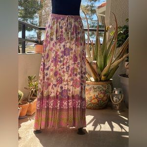 Spell and the gypsy skirt size Medium